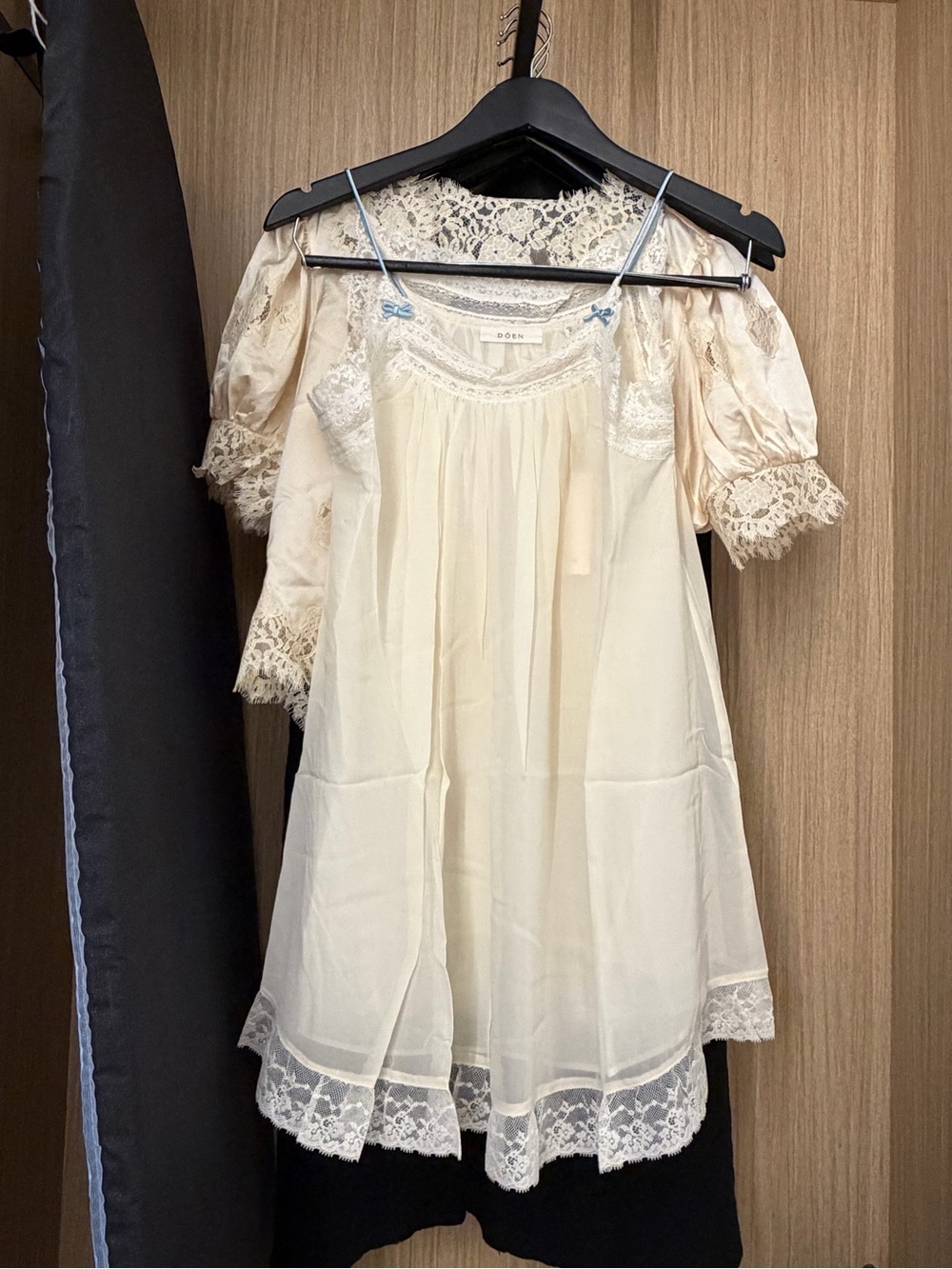 DOÊN Vanille Penelope Silk Lace-Trim Dress